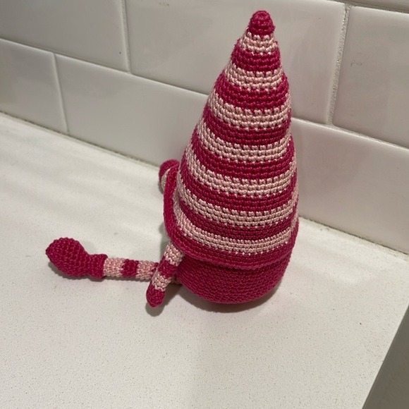 Handcrafted Pink Valentine Valentines Barbie Coffee Gnome Decor Amigurui Crochet - Picture 9 of 11
